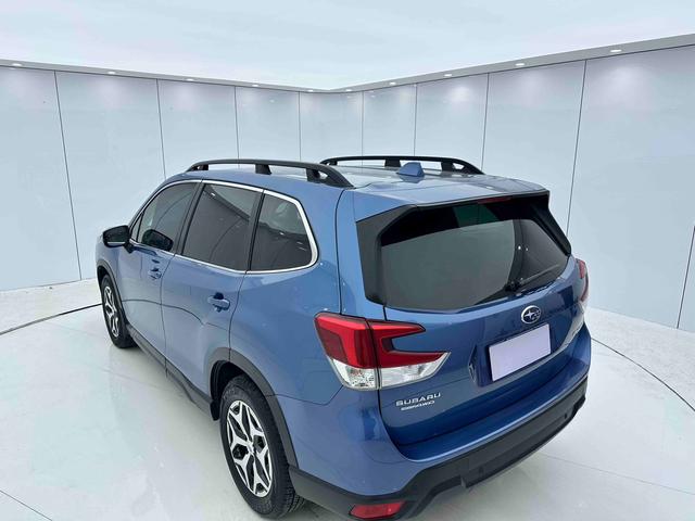 Subaru Forester 2022 2.0i AWD Luxury – фото 6