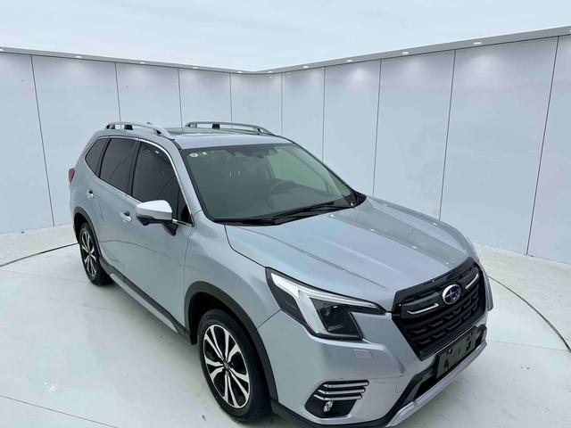 Subaru Forester 2022 2.0i AWD Flagship EyeSight – фото 3