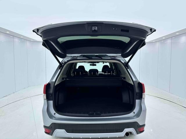 Subaru Forester 2022 2.0i AWD Flagship EyeSight – фото 21