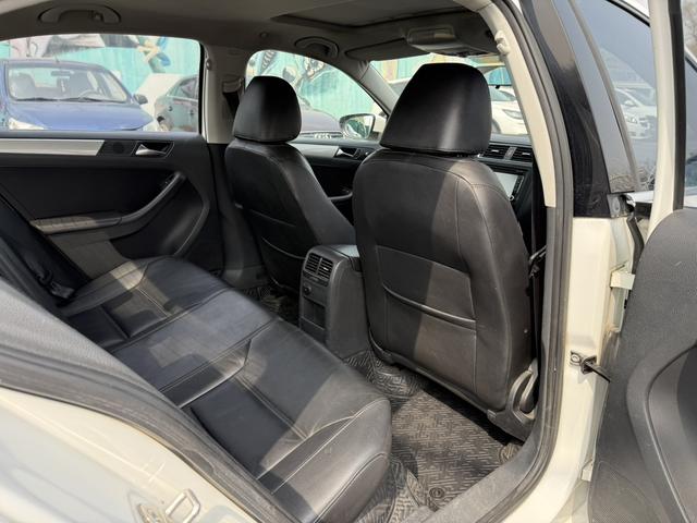 Volkswagen Sagitar 2012 1.4TSI Manual Luxury – фото 5