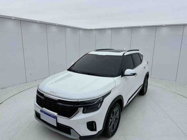 Kia Seltos Раздел 2023 1.5L IVT Deluxe Edition – фото 1