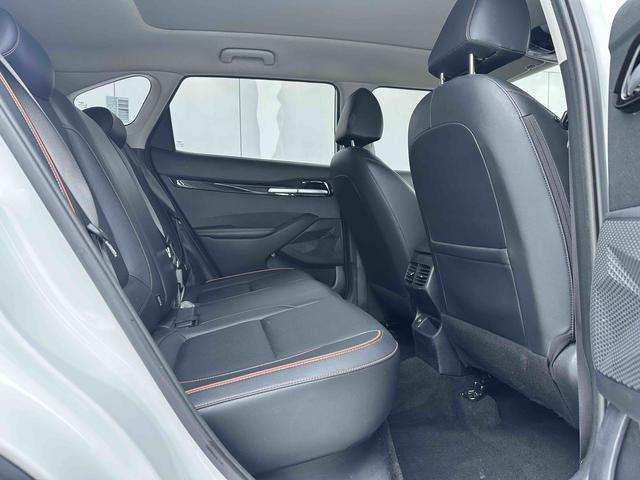 Kia Seltos Раздел 2023 1.5L IVT Deluxe Edition – фото 17