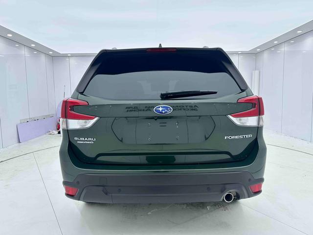 Subaru Forester 2022 2.0i AWD Luxury – фото 5