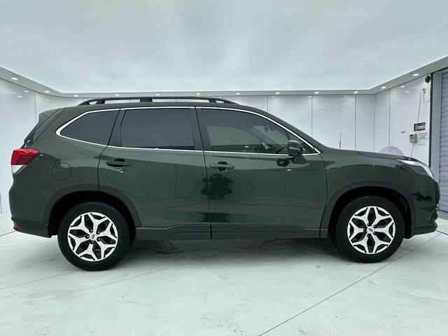 Subaru Forester 2022 2.0i AWD Luxury – фото 24