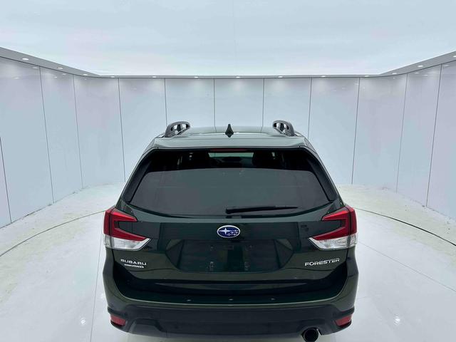 Subaru Forester 2022 2.0i AWD Luxury – фото 5