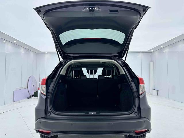 Honda Vezel 2020 1.5L CVT Pioneer – фото 10