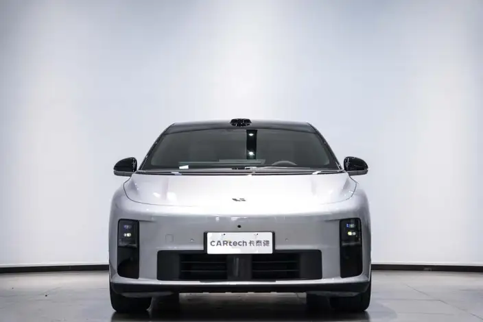 Li Auto i6 2025 Model 2WD Standard Edition