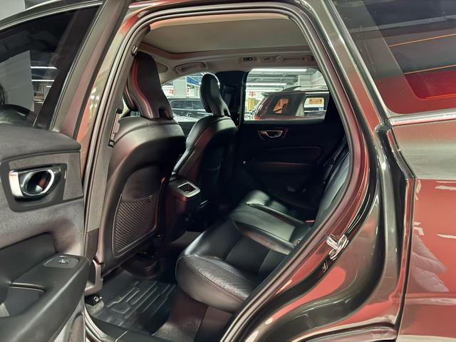 Volvo XC60 2021 T5 AWD Intelligent Refined Luxury – фото 5