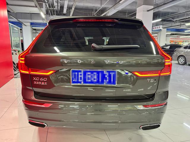 Volvo XC60 2021 T5 AWD Intelligent Refined Luxury – фото 8
