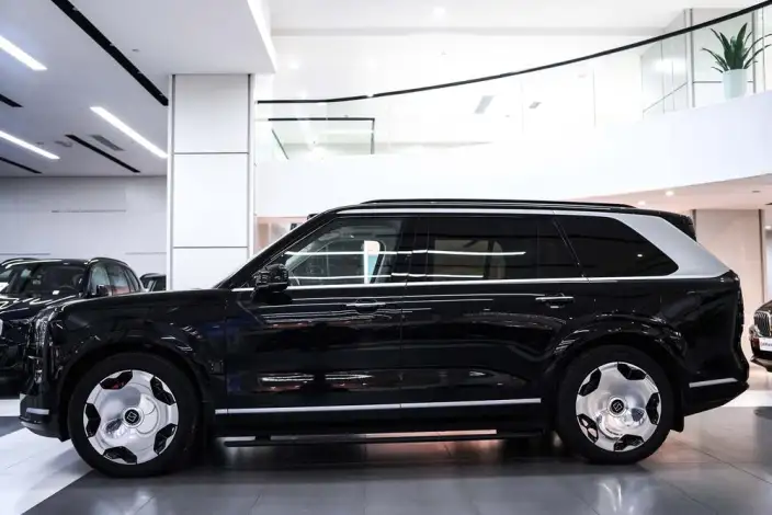 ZEEKR 9X 2025 Model Hyper Edition 70kWh VI seat