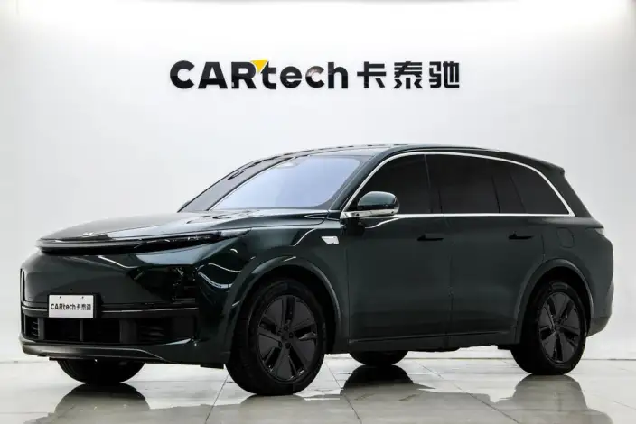 Li Auto L8 2024 Model Pro Edition
