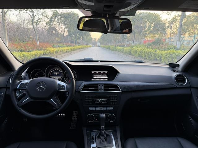 Mercedes-Benz C-Class 2013 C 180 CGI Classic – фото 4