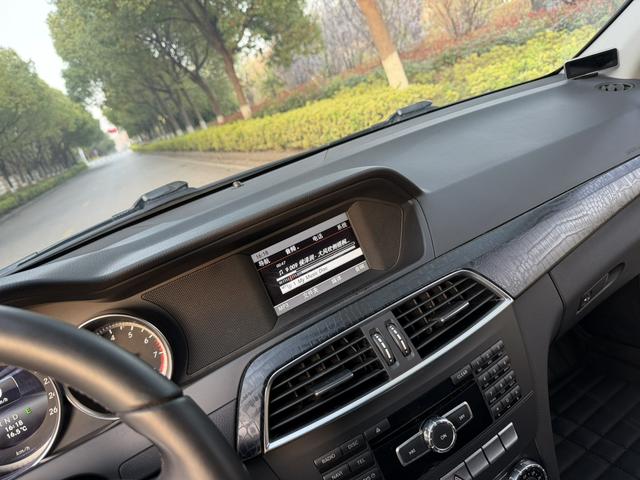 Mercedes-Benz C-Class 2013 C 180 CGI Classic – фото 10