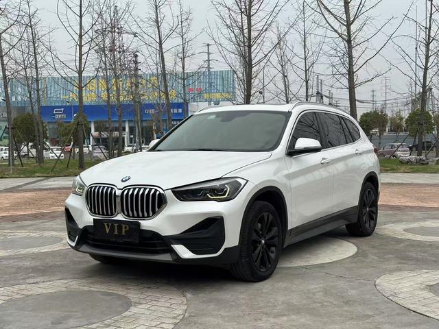 BMW X1 2020 sDrive20Li Fashion – фото 1