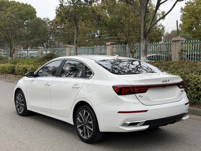 Kia K3 Модель 2021 года 1.5L IVT Fashion Edition – фото 15