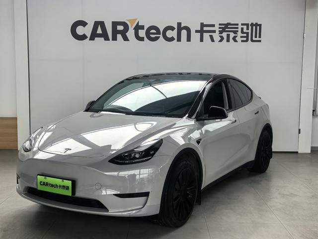 Tesla Model Y 2023 RWD – фото 1