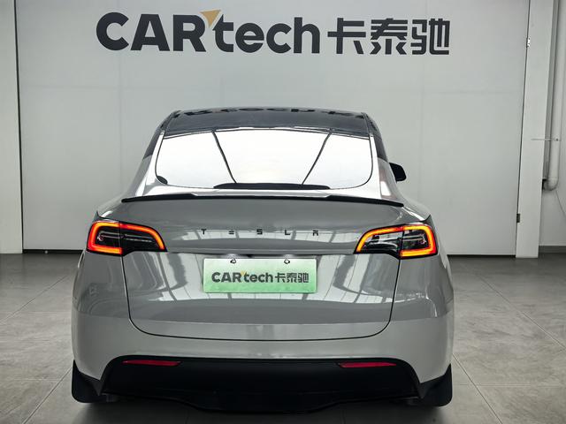 Tesla Model Y 2023 RWD – фото 3