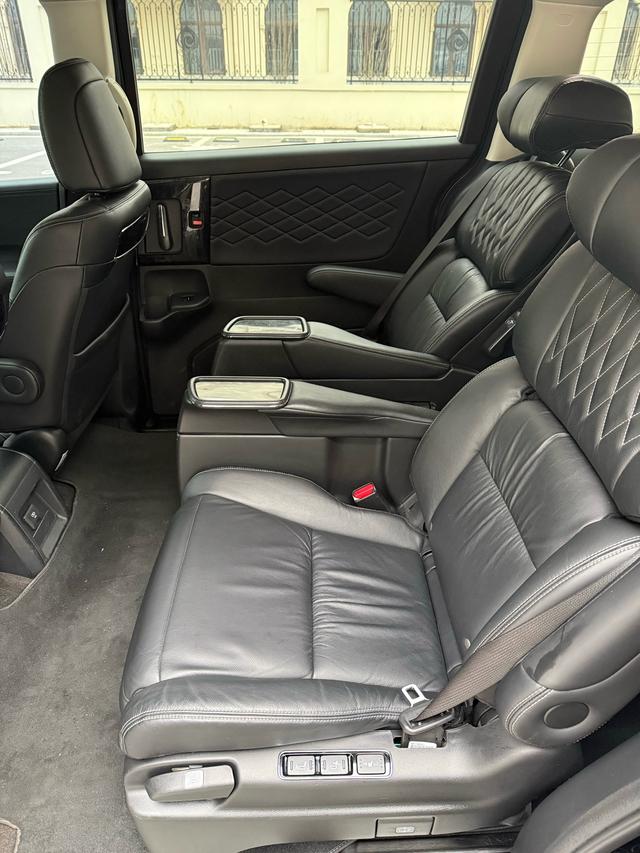 Honda Elysion 2019 2.0L Sharp Hybrid Luxury – фото 5