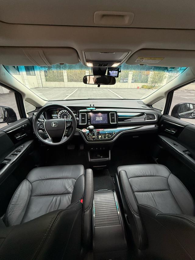 Honda Elysion 2019 2.0L Sharp Hybrid Luxury – фото 6