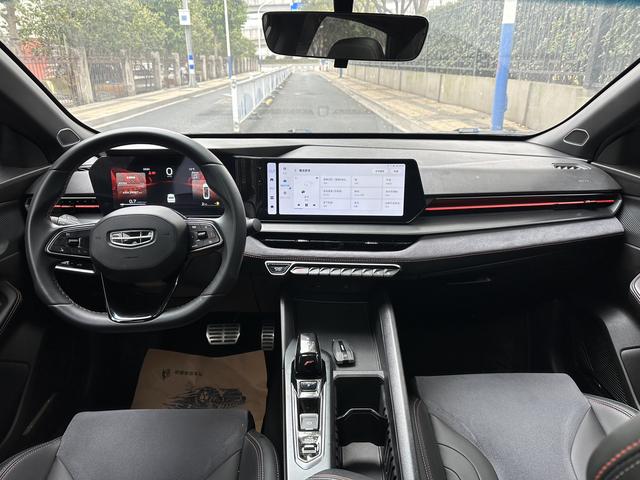 Geely Binrui 2022 Binrui COOL 1.5T DCT Lightning – фото 11