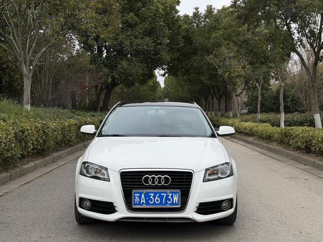 Audi A3 import 2013 модификация Sportback 30 TFSI Com f ort – фото 2