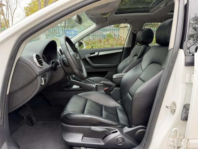 Audi A3 import 2013 модификация Sportback 30 TFSI Com f ort – фото 6