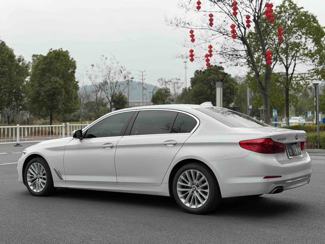 BMW 5 Series 2019 525Li Luxury Package – фото 4