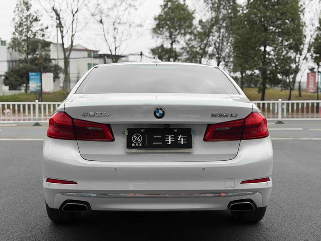 BMW 5 Series 2019 525Li Luxury Package – фото 5