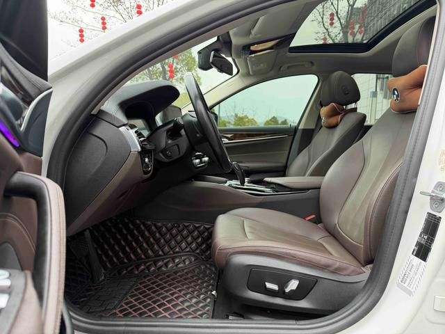 BMW 5 Series 2019 525Li Luxury Package – фото 16