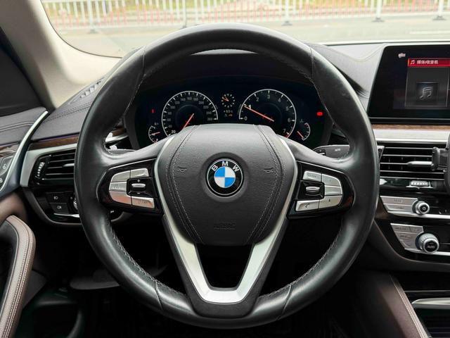 BMW 5 Series 2019 525Li Luxury Package – фото 19