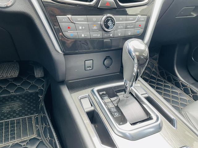 Toyota RAV4 2016 2.0L CVT 2WD Fashion – фото 9