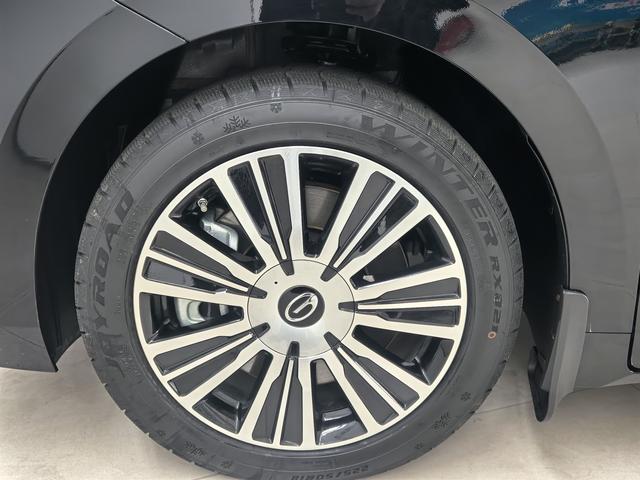 GAC Trumpchi E8 PHEV 2025 модификация 2.0ATK 150km PRO+ – фото 6