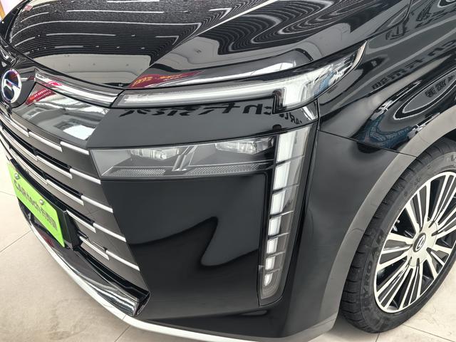 GAC Trumpchi E8 PHEV 2025 модификация 2.0ATK 150km PRO+ – фото 8
