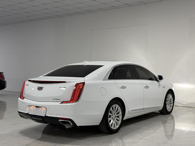 Cadillac XTS 2018 28T Elite – фото 5