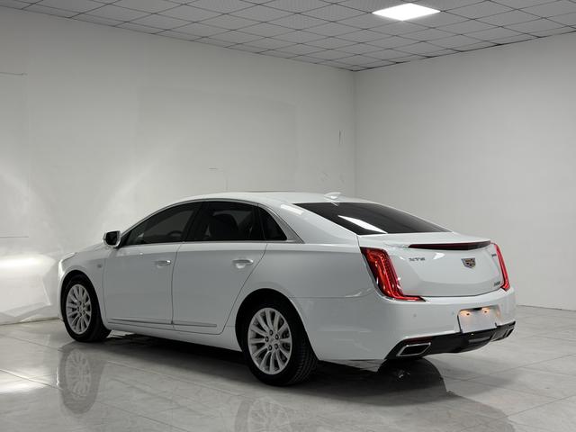 Cadillac XTS 2018 28T Elite – фото 6