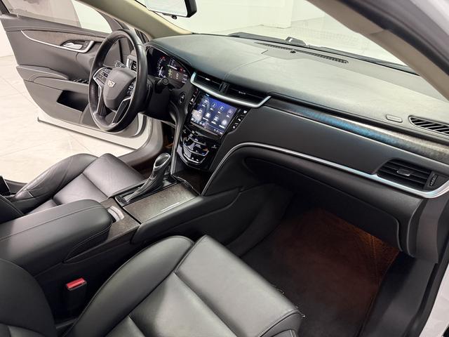 Cadillac XTS 2018 28T Elite – фото 18