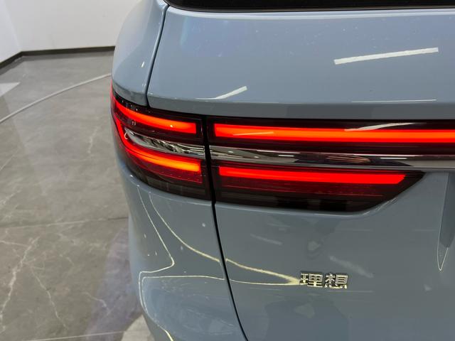 Li Auto ONE 2021 Range Extender 6-Seat – фото 4