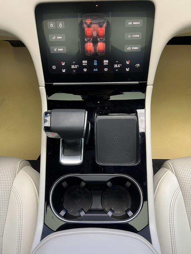 Li Auto ONE 2021 Range Extender 6-Seat – фото 19