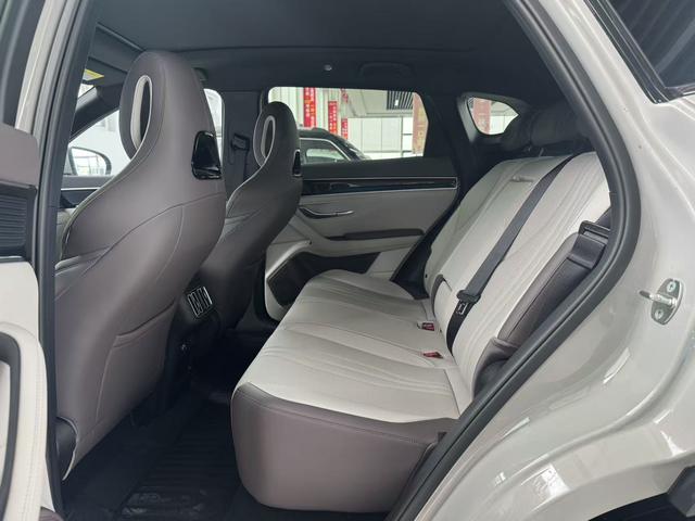 BYD Tang L DM – фото 9