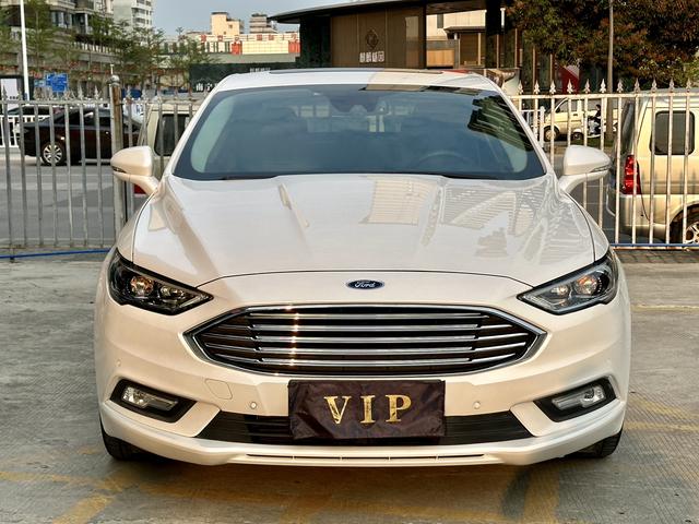 Ford Mondeo Модель 2018 года EcoBoost 200 Luxury – фото 2