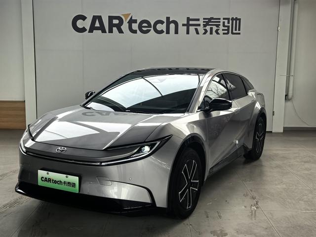 TOYOTA bZ5 2025 модификация 550 JOY