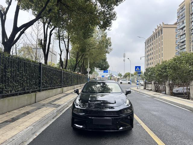 Lynk & Co 03 2019 Facelift 1.5TD DCT Jin Pro – фото 2