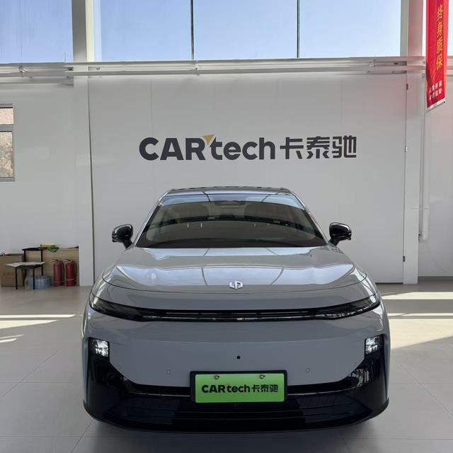 Leapmotor B10 2025 510 Delight Edition – фото 2