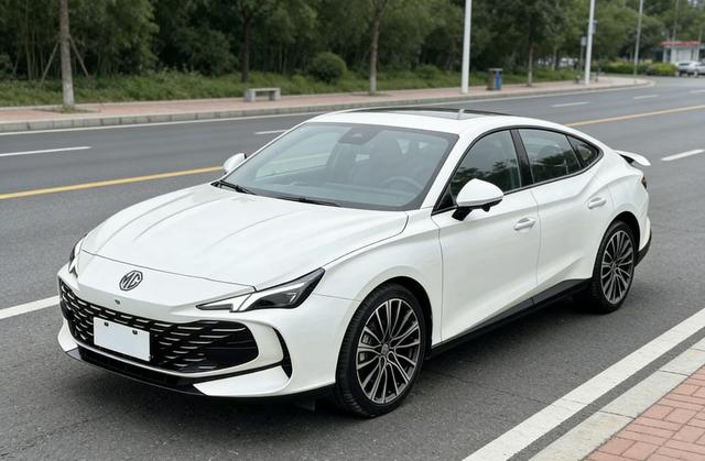 MG7 2023 1.5T DCT Elegant Premium