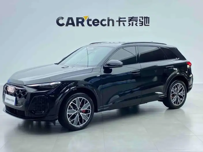 Audi Q5L 2026 Model 2.0T 10M Users Edition Edition