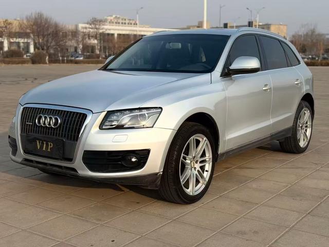 Audi Q5 2012 2.0 TFSI Technology – фото 1