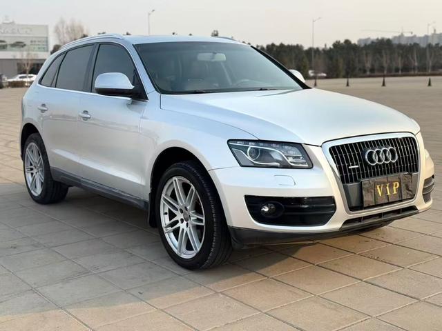 Audi Q5 2012 2.0 TFSI Technology – фото 3