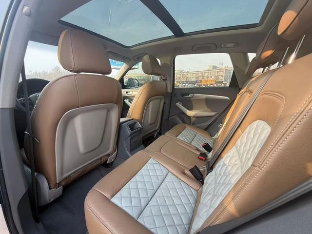 Audi Q5 2012 2.0 TFSI Technology – фото 6