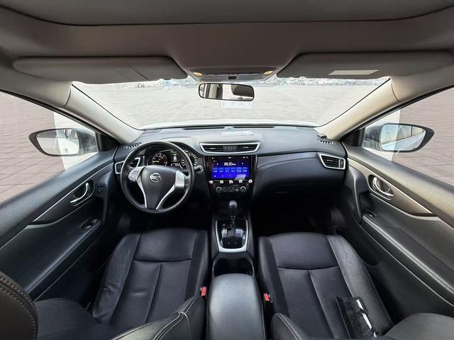 Nissan X-Trail 2014 2.0L CVT Comfort 2WD – фото 4