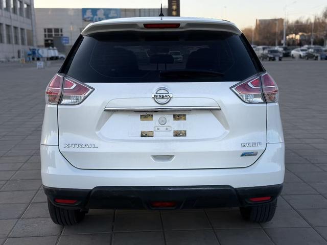 Nissan X-Trail 2014 2.0L CVT Comfort 2WD – фото 8